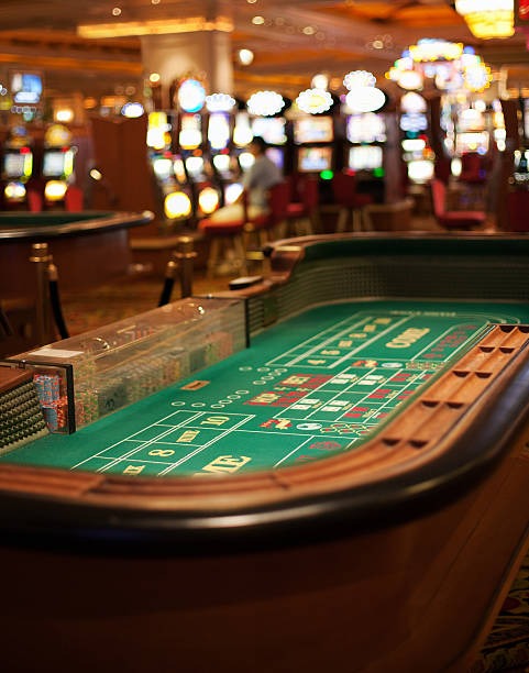 Cambodia Pools live dealer table on mbaktoto slot mobile app